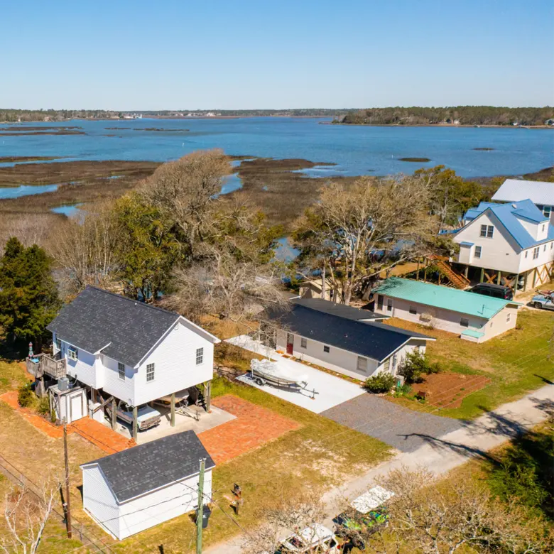 Bolivia, NC