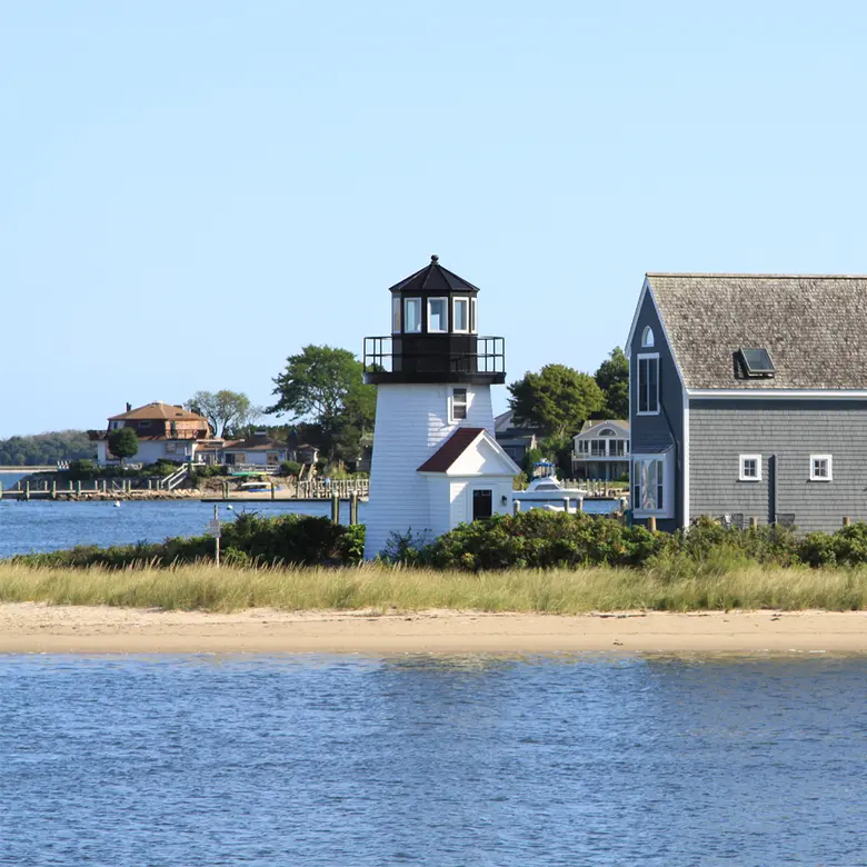 Hyannis, MA