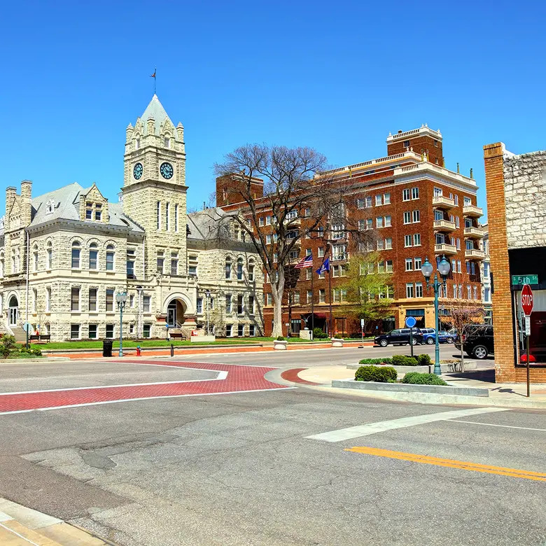 Manhattan, KS