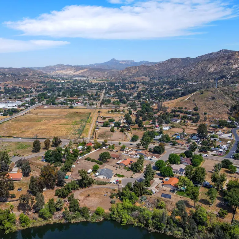Valley Center, CA
